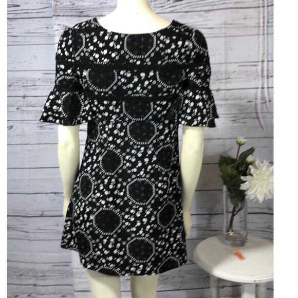 Free People Geo Garden Ruffle Sleeve Mini Dress in black & white size 0 - Picture 9 of 12